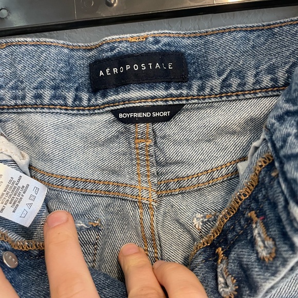 Aeropostale Boyfriend Short Distressed Jean Shorts Women’s Size 0 - Picture 6 of 10
